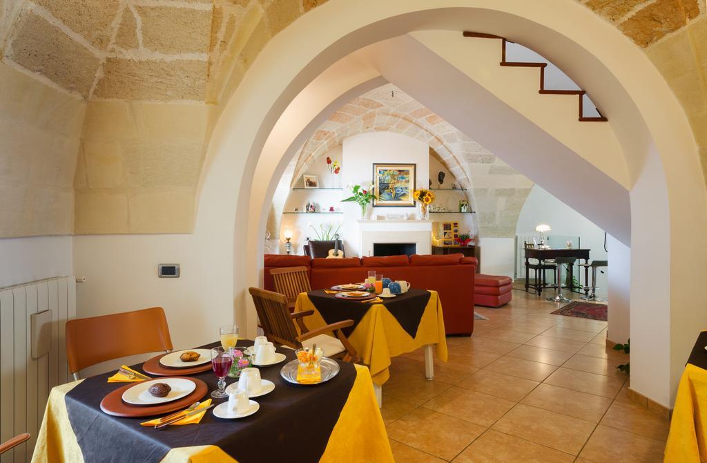 B&B L'Antica Rimessa Lecce Dış mekan fotoğraf
