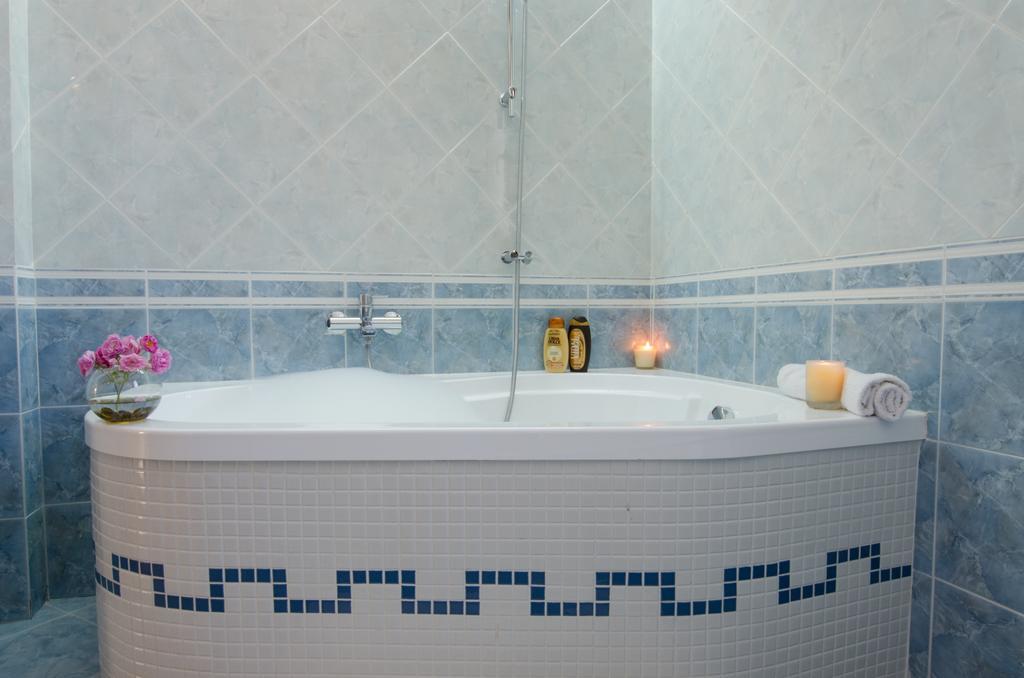 B&B L'Antica Rimessa Lecce Dış mekan fotoğraf